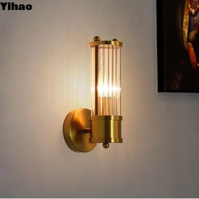 विंटेज होम डेकोरेशन के लिए सुरुचिपूर्ण पीतल की दीवार दीपक